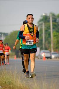 BIB: 42100
                            <button type="button" onclick="openModal(8871964)" class="btn btn-primary btn-sm float-right btn-popup" data-toggle="modal" data-target=".modal-high-quality">
                        <i class="fas fa-shopping-cart"></i> Add to Cart
                    </button>
                                            <button type="button" onclick="isThisMe(8871964, true)" class="btn btn-success btn-sm float-right btn-popup btn-isme hidden" data-toggle="tooltip" data-placement="bottom" title="นี่คือรูปของคุณใช่ไหม คลิกที่นี่เพื่อเอาเข้าอัลบั้ม">
                        <i class="fas fa-plus"></i> Add to album
                    </button>
                    <button type="button" onclick="isThisMe(8871964, false)" class="btn btn-warning btn-sm float-right btn-popup btn-isnotme hidden">
                        <i class="fas fa-ban"></i> Remove from album
                    </button>
